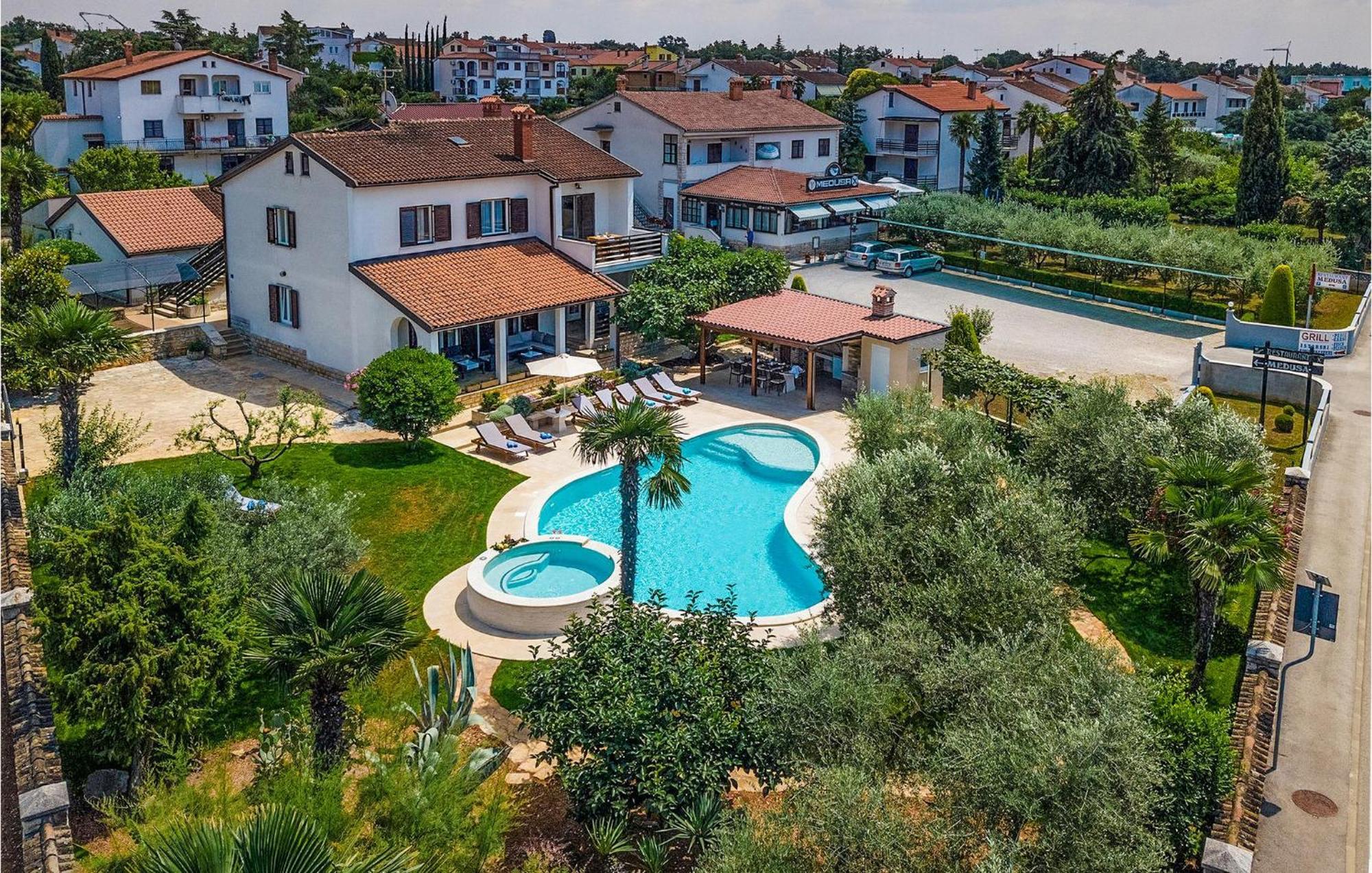 Villa David Пореч Экстерьер фото